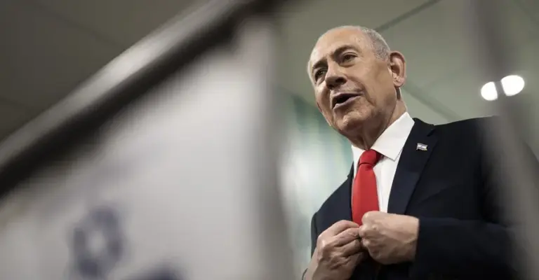 Netanyahu gana las elecciones, pero el bloque opositor le supera en escaños, según sondeos
