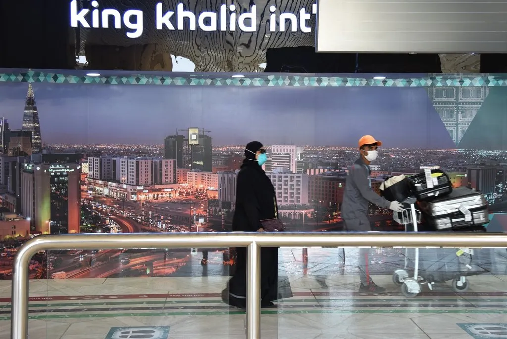 Nuevo ataque de los hutíes al aeropuerto de Riad