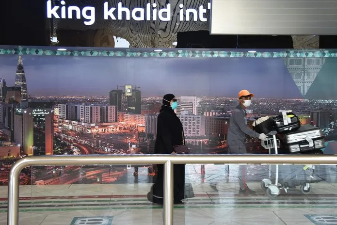 Nuevo ataque de los hutíes al aeropuerto de Riad