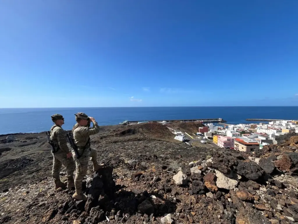 Personal del Grupo Táctico Canarias se despliega en la isla de El Hierro