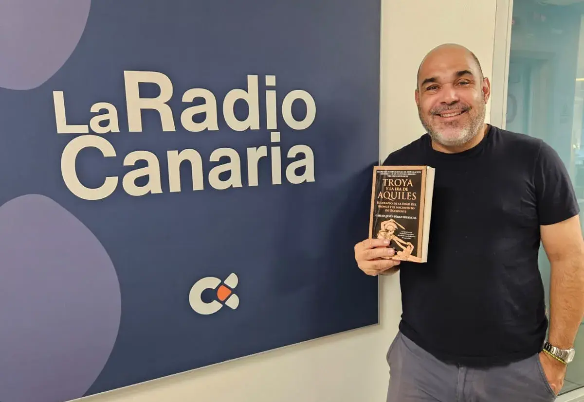 Carlos Jesús Pérez Simancas, autor de ‘Troya y la ira de Aquiles’, en ‘Crónicas de San Borondón’
