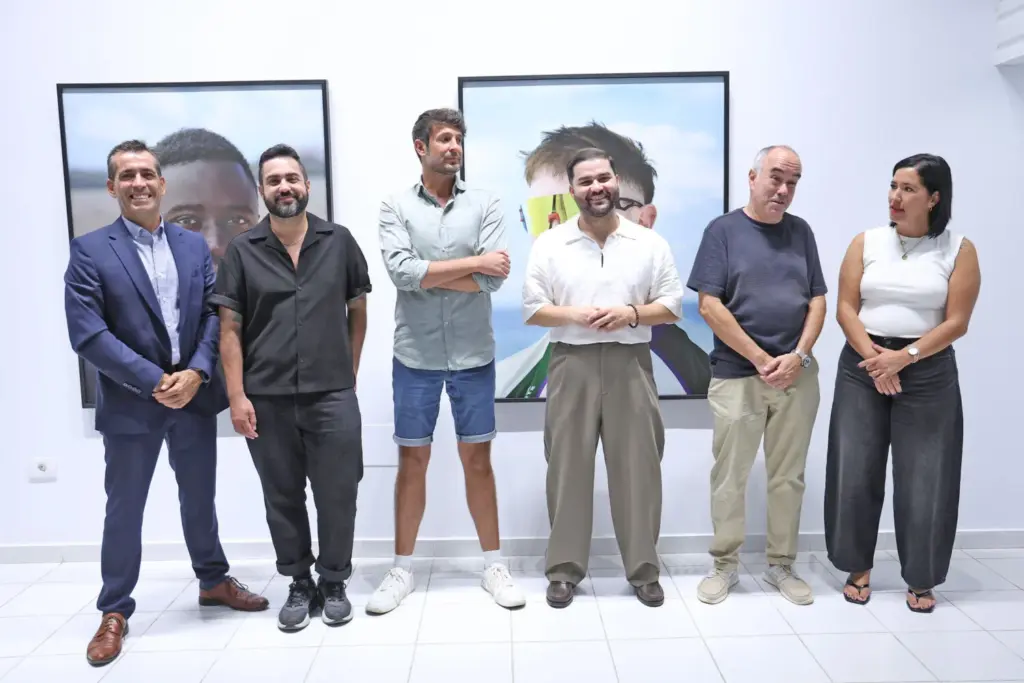 El Almacén inaugura cuatro nuevas exposiciones con obras de JesúsMadriñán, María Rosa Aránega, Germán Páez y Marina Abramović