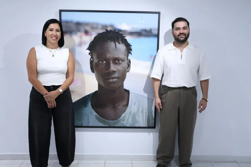 El Almacén inaugura cuatro nuevas exposiciones con obras de JesúsMadriñán, María Rosa Aránega, Germán Páez y Marina Abramović