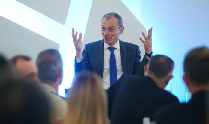 El exministro de Ciencia e Innovación y actual presidente de Hispasat, Pedro Duque, este miércoles, en Tenerife. EFE/ Ramón De La Rocha
