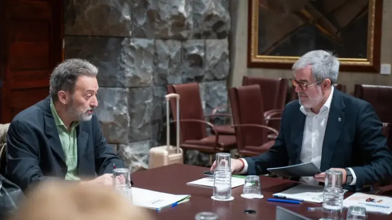Clavijo alerta de las dificultades del Pacto Europeo de Migración y Asilo ante el repunte de llegadas a Canarias