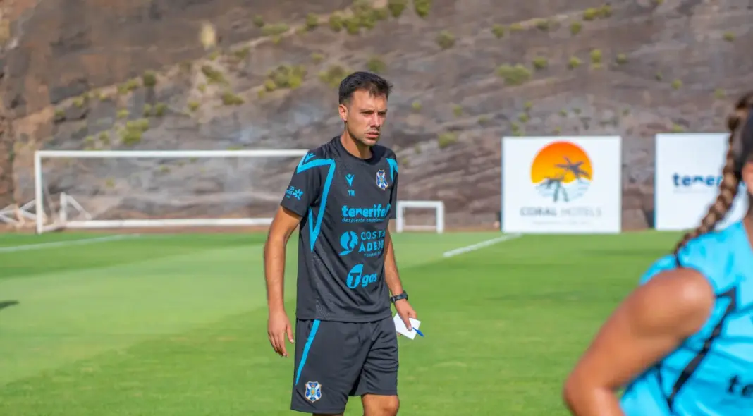 Yerai Martínm durante un entrenamiento. Costa Adeje Tenerife