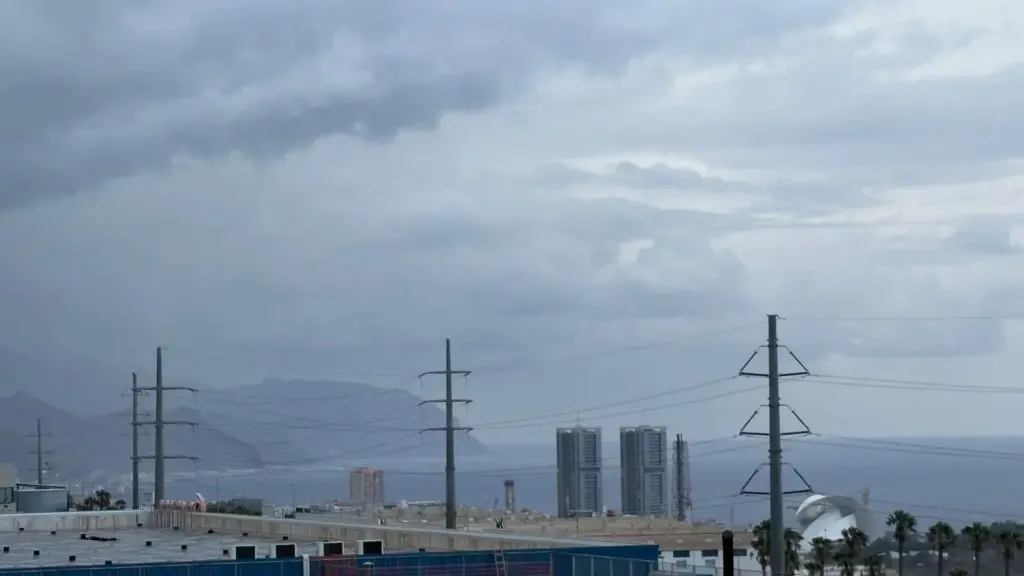 Prealerta en Canarias por lluvias. Imagen Santa Cruz de Tenerife. RTVC