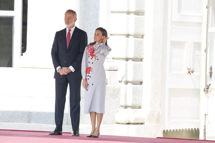 La Casa Real ha anunciado las fechas de la visita de los Reyes de España a Ceuta en medio de la crisis migratoria que sufre la Ciudad Autónoma desde finales de julio / EFE