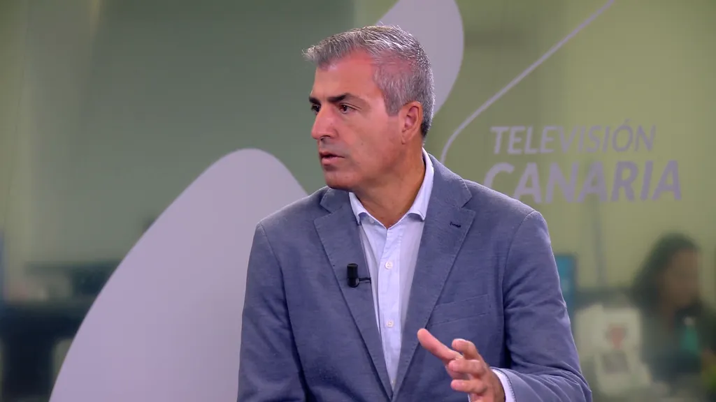 El vicepresidente del Gobierno de Canarias y líder del PP en las islas, Manuel Domínguez, durante una entrevista en el programa de Televisión Canaria, 'Buenos días, Canarias'