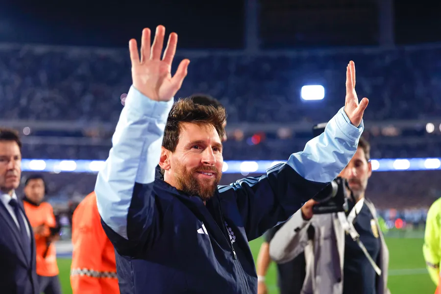 Messi en su partido de despedida después de dos décadas con la selección de Argentina. Imagen EFE