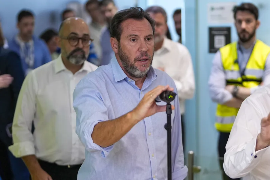 El ministro de Transportes, Óscar Puente. EFE