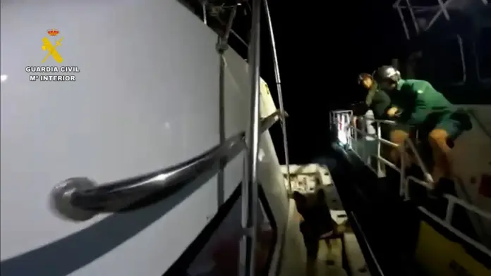 Detenidas seis personas en Gran Canaria por el suministro ilegal de combustible en el mar