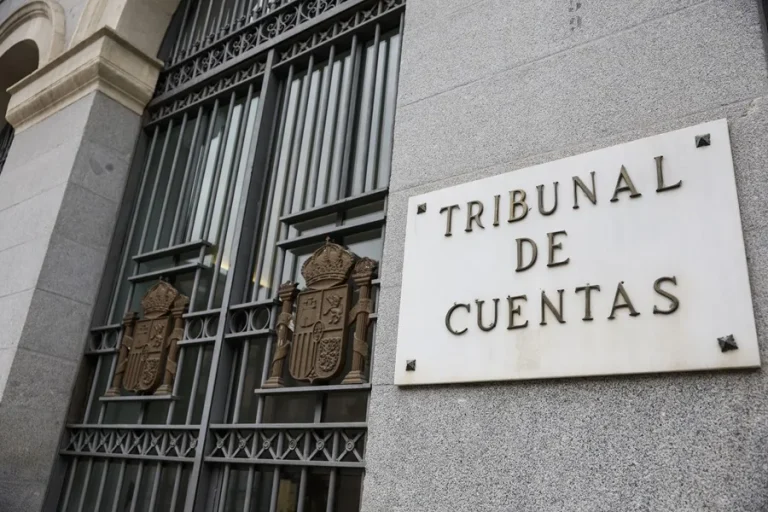 El Tribunal de Cuentas absuelve a Puigdemont y a otros 34 encausados por gastos del procés