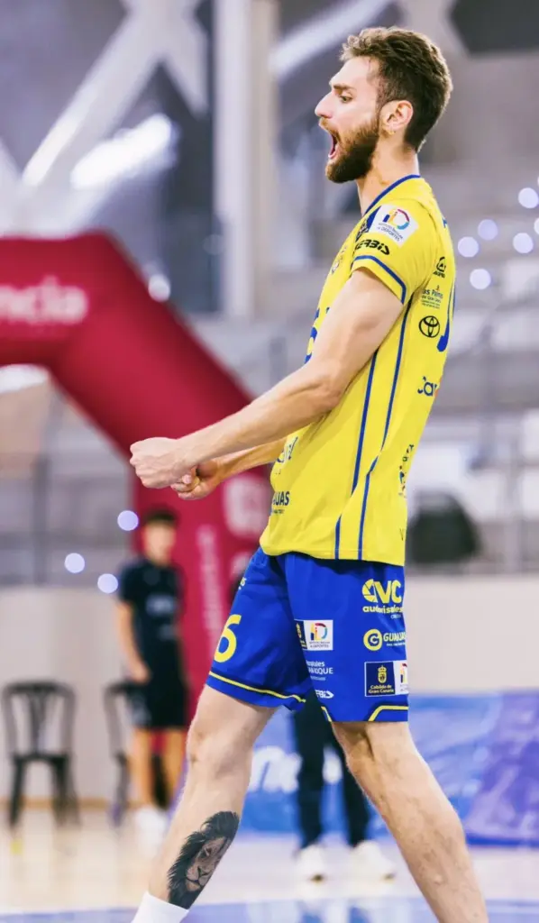 El CV Guaguas logró alzarse con el triunfo ante el MINT Vero Volley Monza en cuatro sets